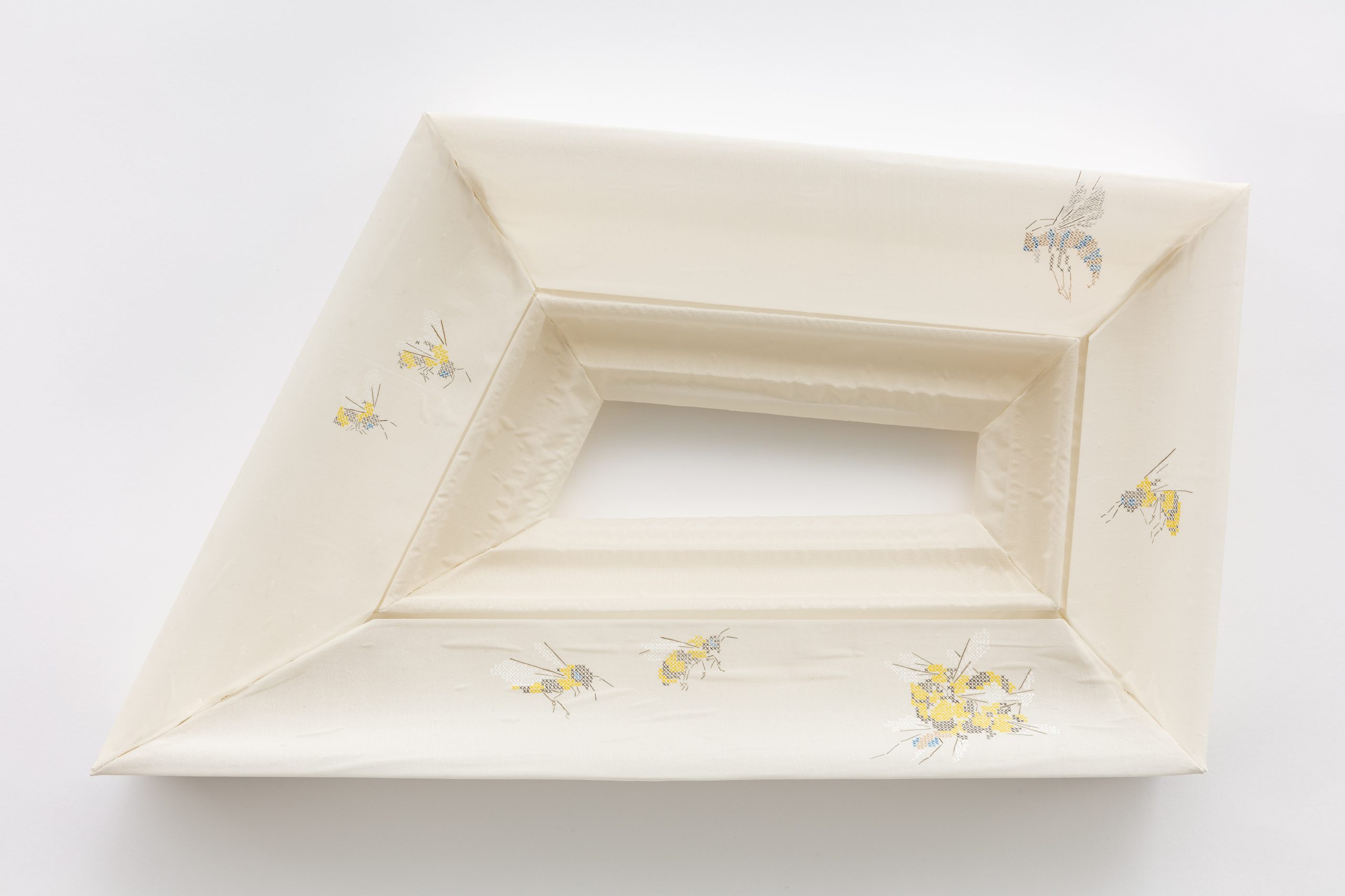 Mineral pigment on silk